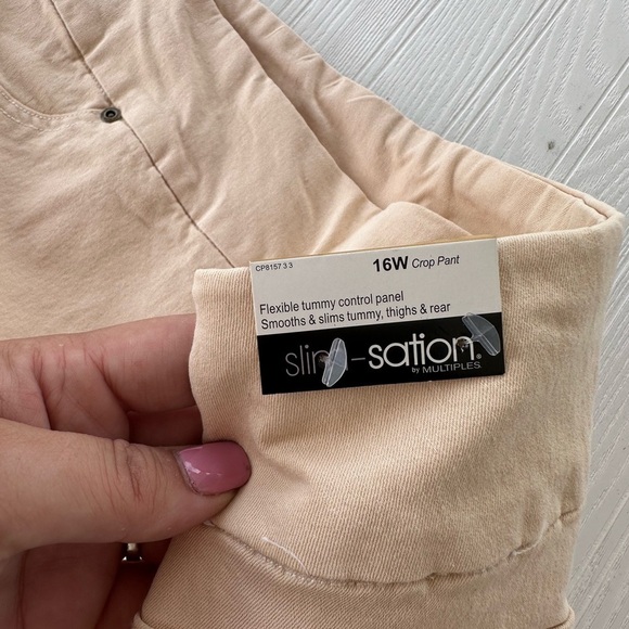 slim station khaki floral embroidered crop pants size 16w,18w,24w - Picture 4 of 5